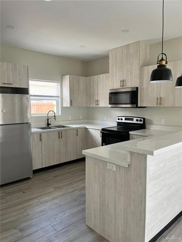 1320 N Mccoll Road 2, Edinburg, TX 78541