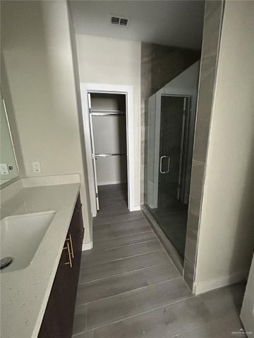 1320 N Mccoll Road 2, Edinburg, TX 78541