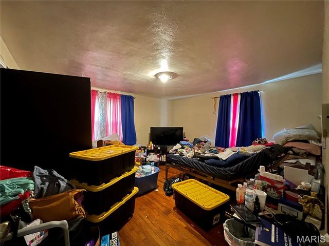 3523 Elmhurst Drive, St Louis, MO 63121