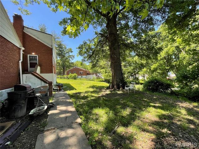 3523 Elmhurst Drive, St Louis, MO 63121