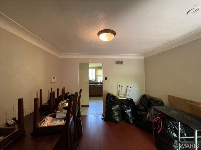 3523 Elmhurst Drive, St Louis, MO 63121