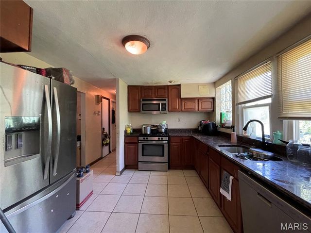 3523 Elmhurst Drive, St Louis, MO 63121