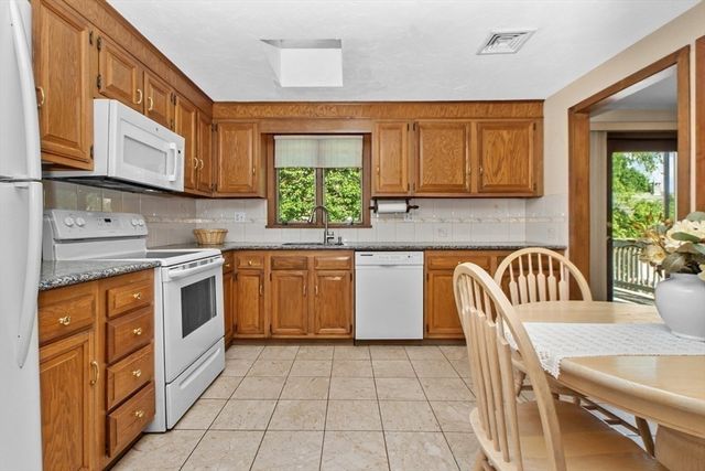 61 Canterbury Road, Waltham, MA 02453