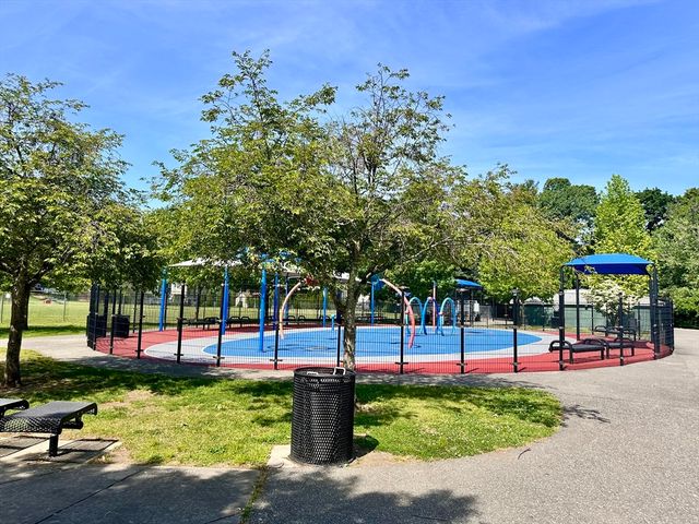 61 Canterbury Road, Waltham, MA 02453