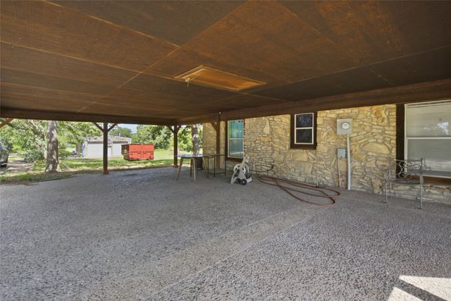 3200 Fairview Road, Millsap, TX 76066