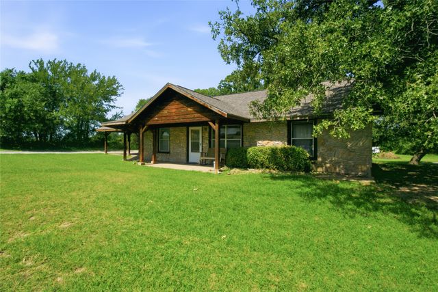 3200 Fairview Road, Millsap, TX 76066