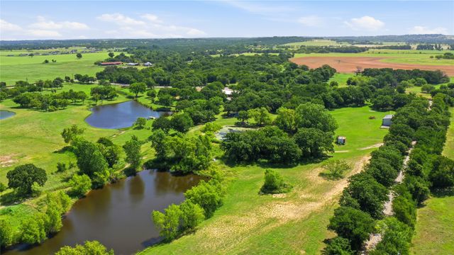3200 Fairview Road, Millsap, TX 76066