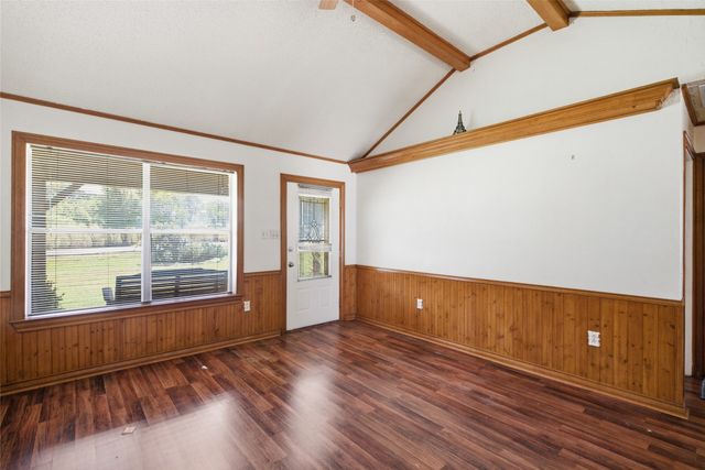 3200 Fairview Road, Millsap, TX 76066