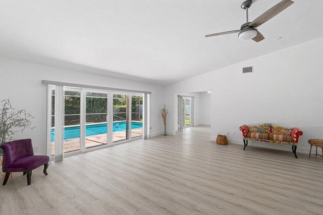 6930 NW 2nd Terrace, Boca Raton, FL 33487