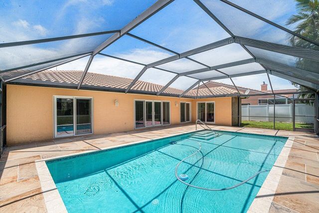 6930 NW 2nd Terrace, Boca Raton, FL 33487