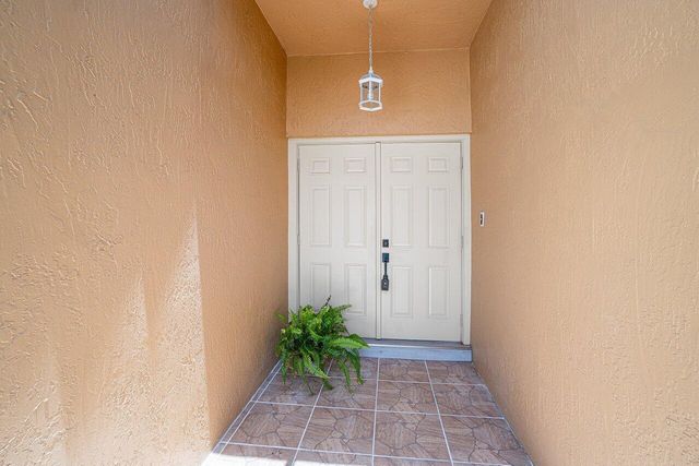 6930 NW 2nd Terrace, Boca Raton, FL 33487