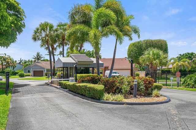 6930 NW 2nd Terrace, Boca Raton, FL 33487