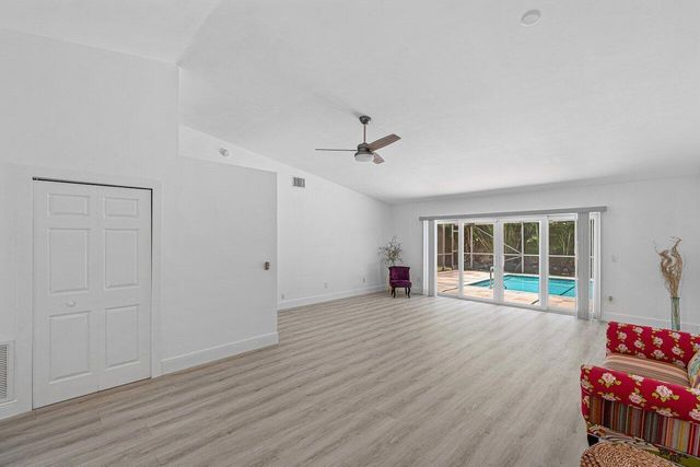 6930 NW 2nd Terrace, Boca Raton, FL 33487