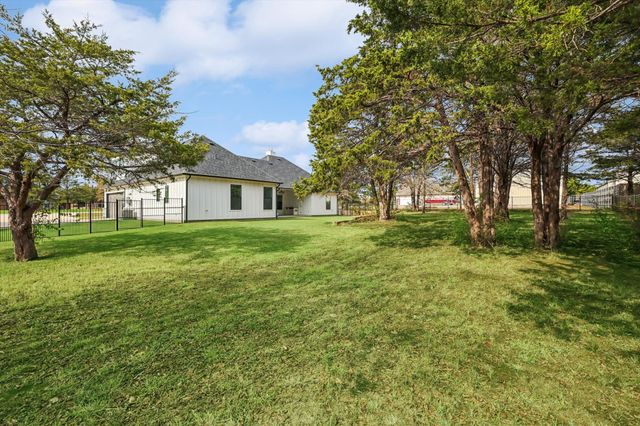328 Brandon Way, Pottsboro, TX 75076