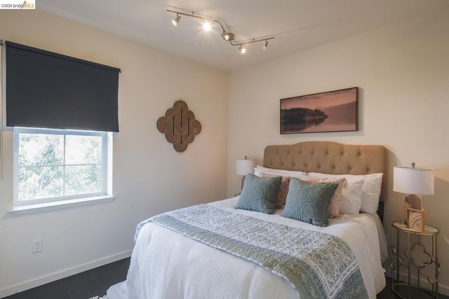 2269 Northshore DR, Richmond, CA 94804