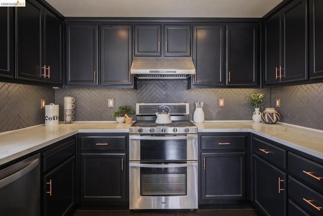 2269 Northshore DR, Richmond, CA 94804