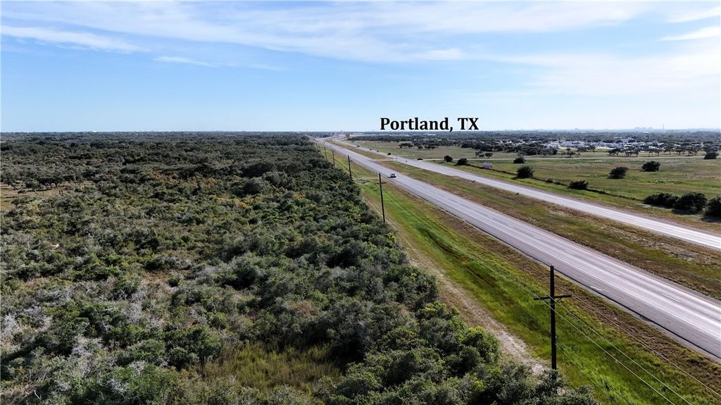 1401 S H 35 BYPASS, Aransas Pass, TX 78336 — photo 4