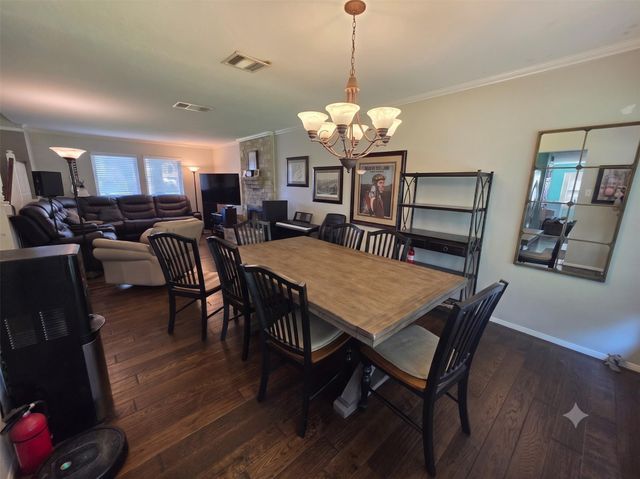 15355 Meadow Village Drive, Houston, TX 77095