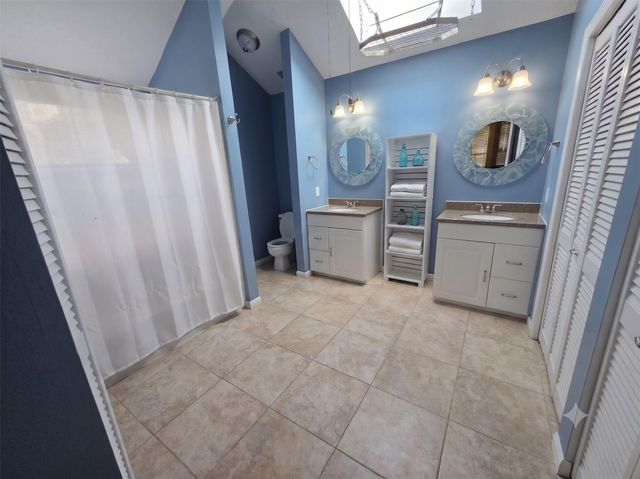 15355 Meadow Village Drive, Houston, TX 77095