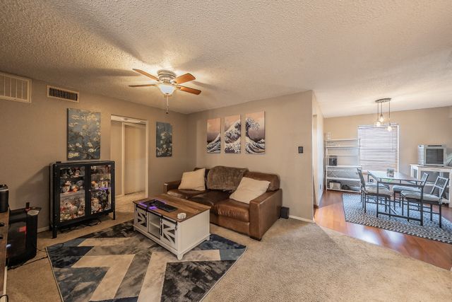 655 Ridgeline Drive, Hurst, TX 76053