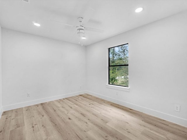 1265 Road 66112, Dayton, TX 77535