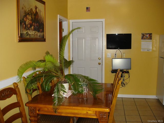 156 Voss Avenue, Yonkers, NY 10703