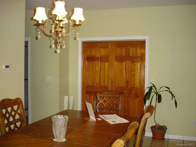 156 Voss Avenue, Yonkers, NY 10703