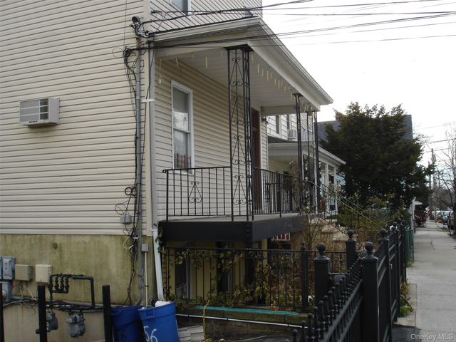 156 Voss Avenue, Yonkers, NY 10703