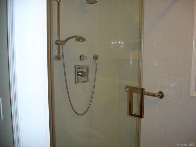 156 Voss Avenue, Yonkers, NY 10703