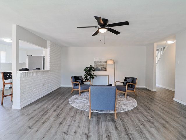 9110 Vickijohn Drive, Houston, TX 77031