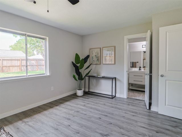 9110 Vickijohn Drive, Houston, TX 77031