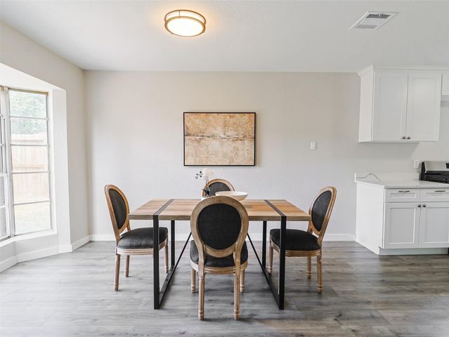 9110 Vickijohn Drive, Houston, TX 77031