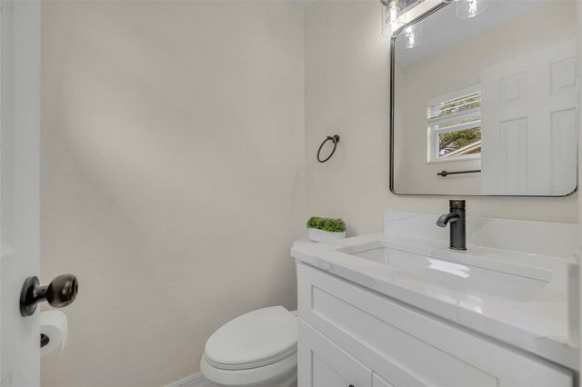 2005 HARTWELL AVENUE, Sanford, FL 32771