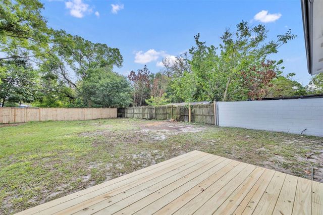 2005 HARTWELL AVENUE, Sanford, FL 32771