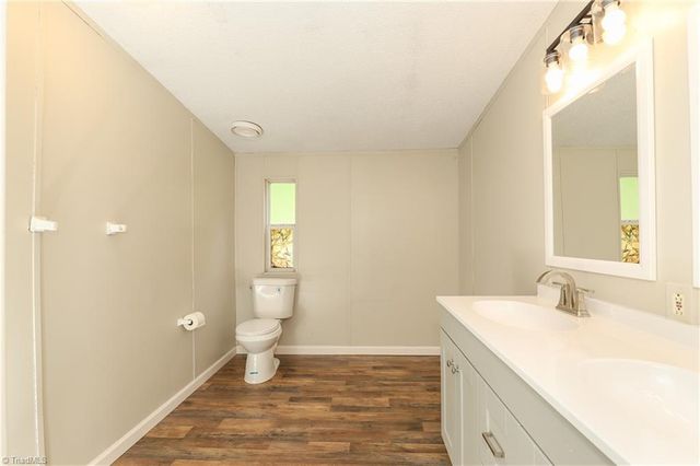 1201 Red Sunset Place, Siler City, NC 27344