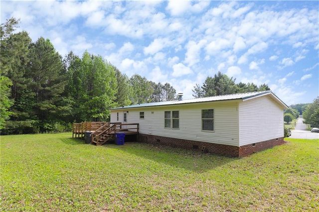 1201 Red Sunset Place, Siler City, NC 27344