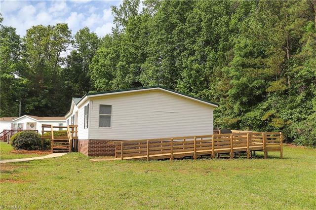 1201 Red Sunset Place, Siler City, NC 27344