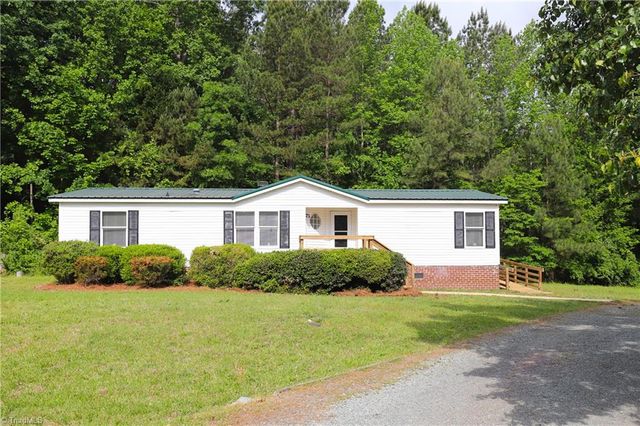 1201 Red Sunset Place, Siler City, NC 27344