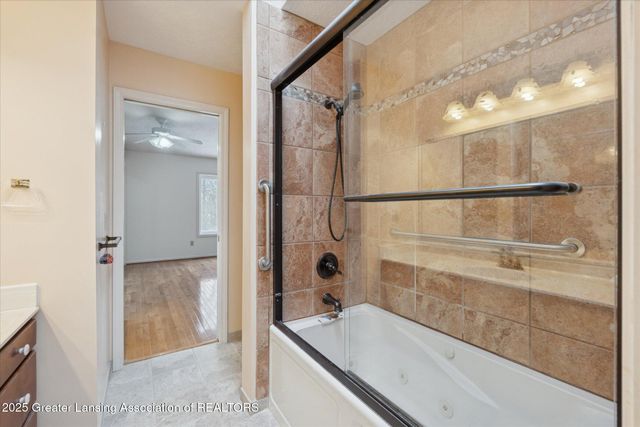 1106 S Ridge Road, Lansing, MI 48917