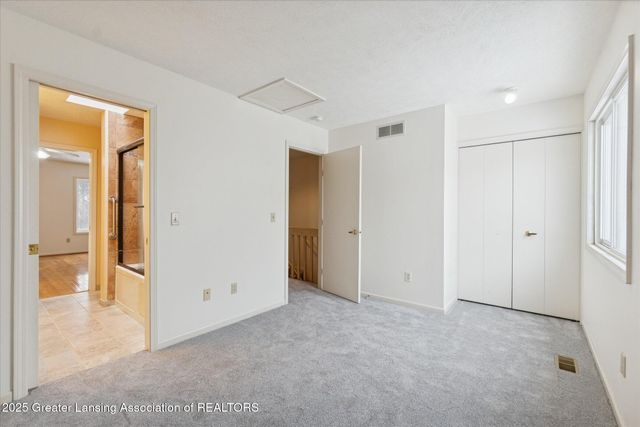 1106 S Ridge Road, Lansing, MI 48917