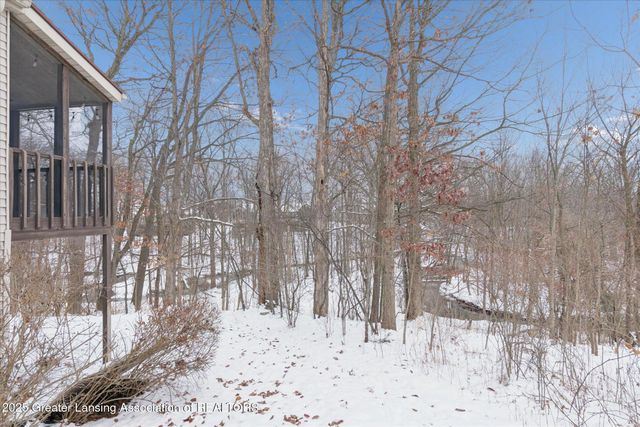 1106 S Ridge Road, Lansing, MI 48917