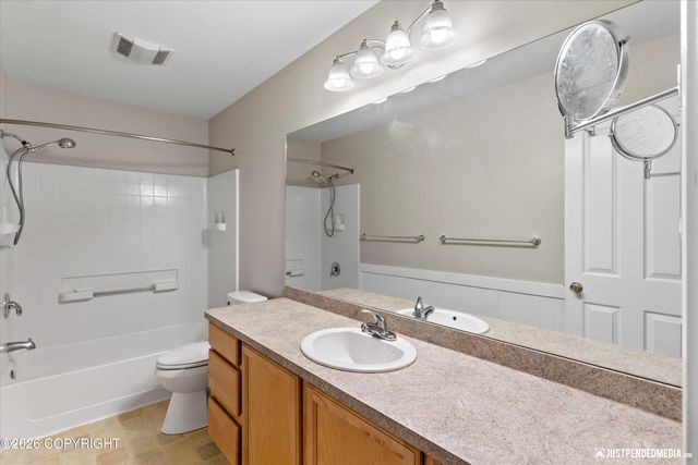 5112 Wood Hall Drive, Anchorage, AK 99516