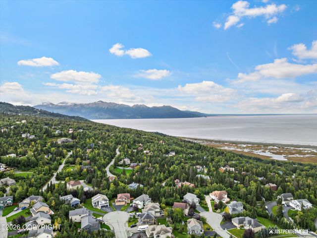 5112 Wood Hall Drive, Anchorage, AK 99516