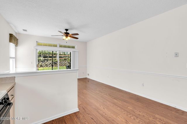 46 Goldensprings Drive, Lakewood, NJ 08701