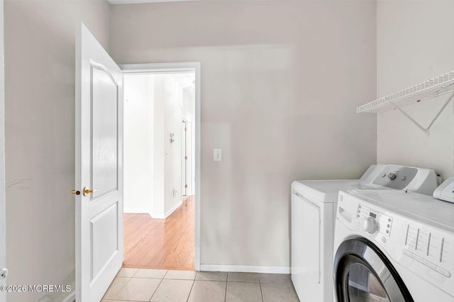 46 Goldensprings Drive, Lakewood, NJ 08701