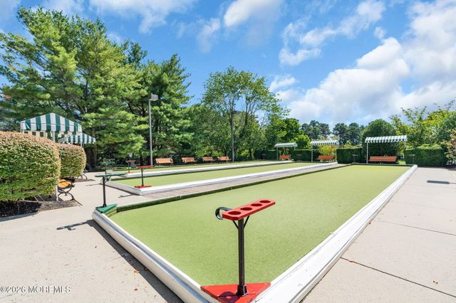 46 Goldensprings Drive, Lakewood, NJ 08701