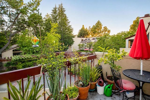 25912 Hayward Boulevard 215, Hayward, CA 94542