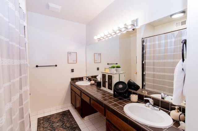 25912 Hayward Boulevard 215, Hayward, CA 94542