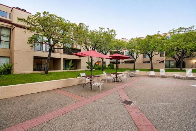 25912 Hayward Boulevard 215, Hayward, CA 94542