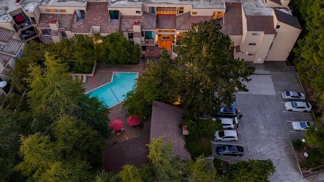 25912 Hayward Boulevard 215, Hayward, CA 94542
